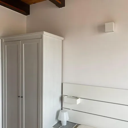 Dom Jeziorak Szałkowo